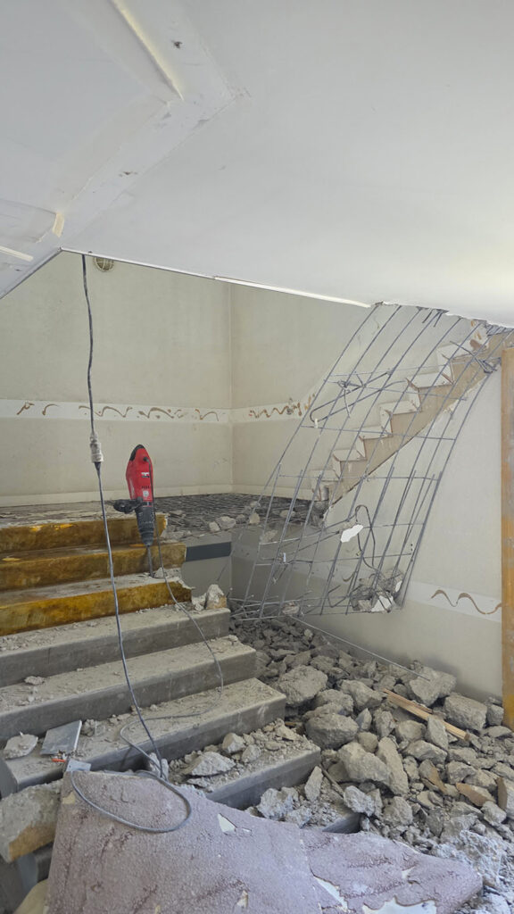 PHOTO D'UN CHANTIER DE DÉMOLITION 